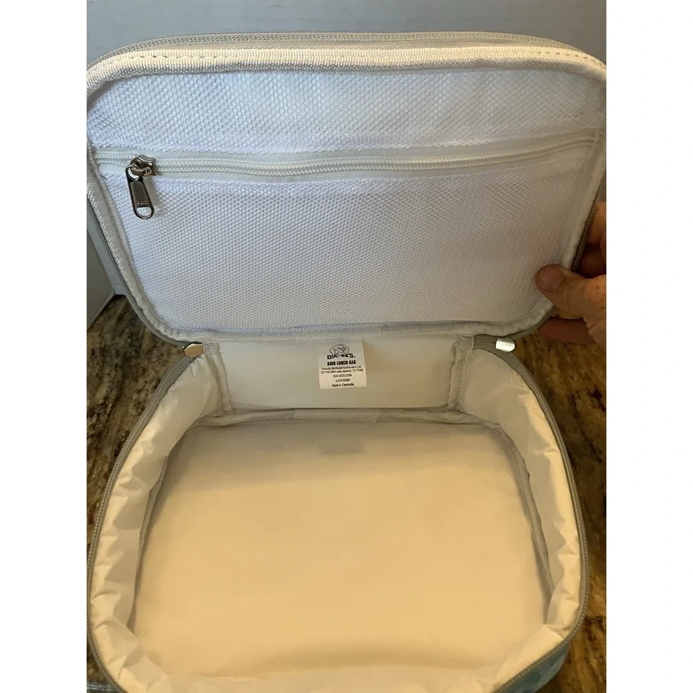 Buc-ee's Kids Insulated Lunch Box Bag - Rainbow Tie Dye Top Handle Zip Up NWT